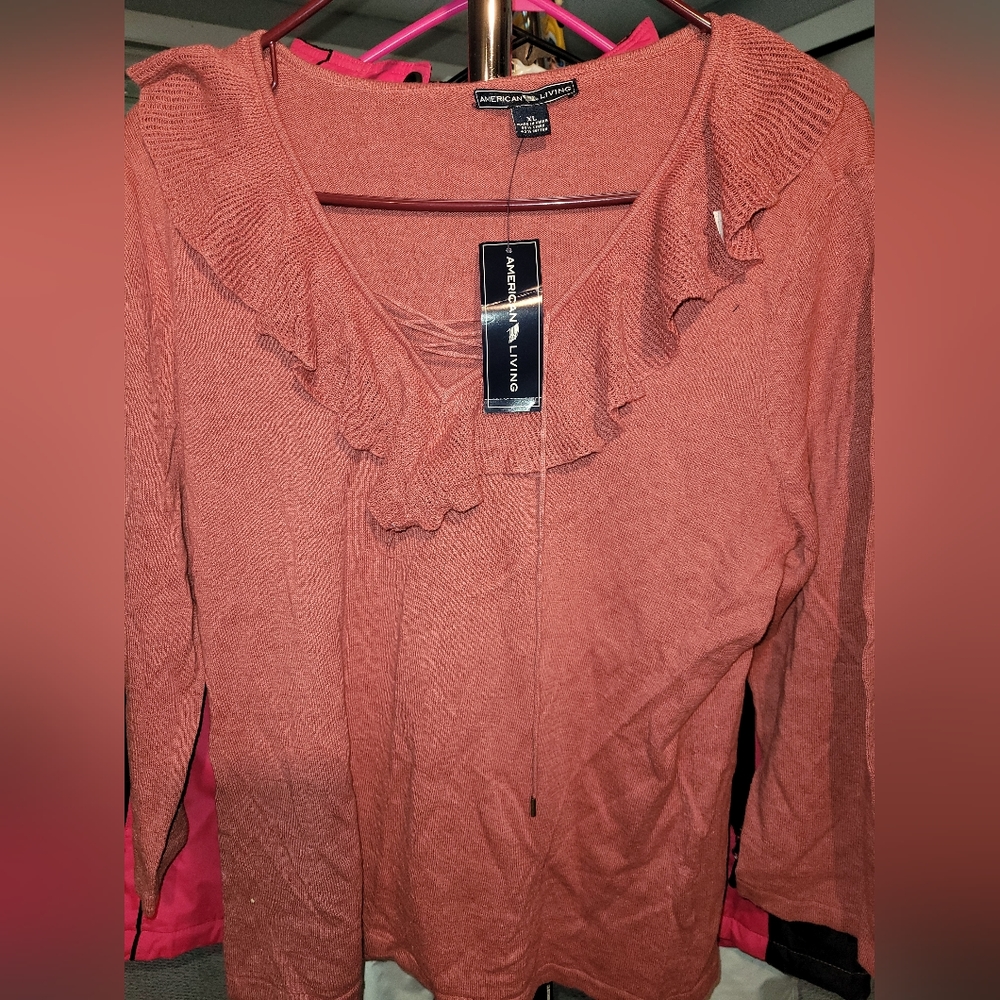 New American Living top XL